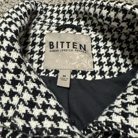 Bitten by Sarah Jessica Parker Black and White Pea Coat Like New! - Picture 3 of 5